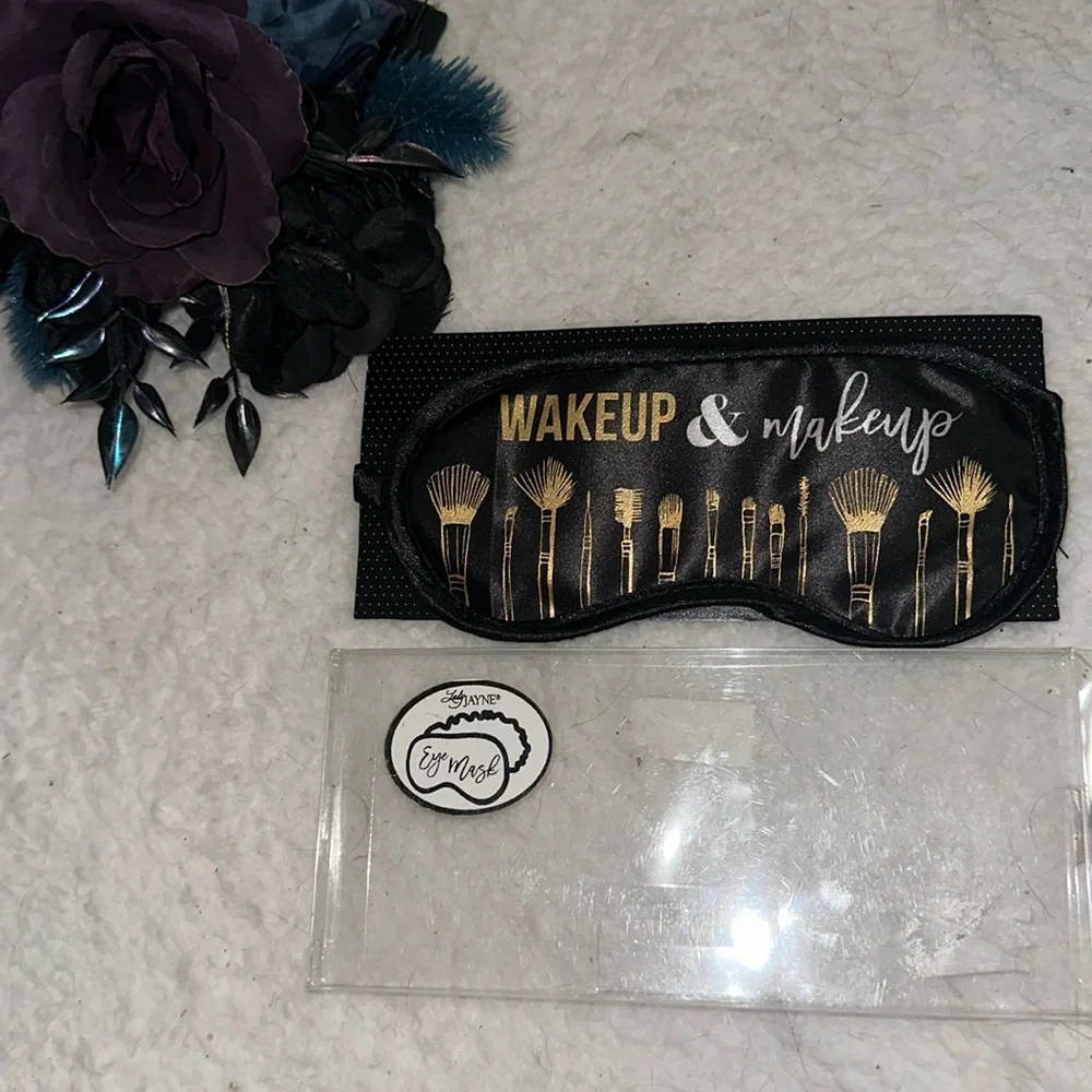 Sleep Mask Makeup & Wakeup NWT NEW